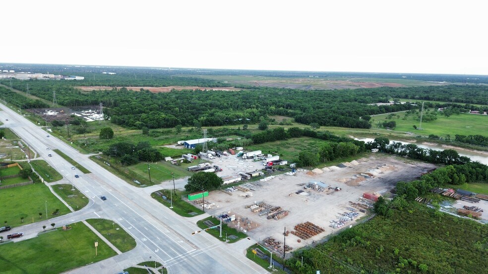 7010 McHard Rd, Houston, TX à vendre - Photo de l’immeuble – Image 3 sur 7