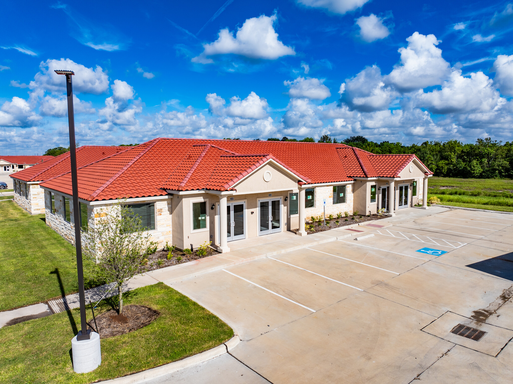 2743 Smith Ranch Rd, Pearland, TX à louer Photo de l’immeuble– Image 1 sur 12
