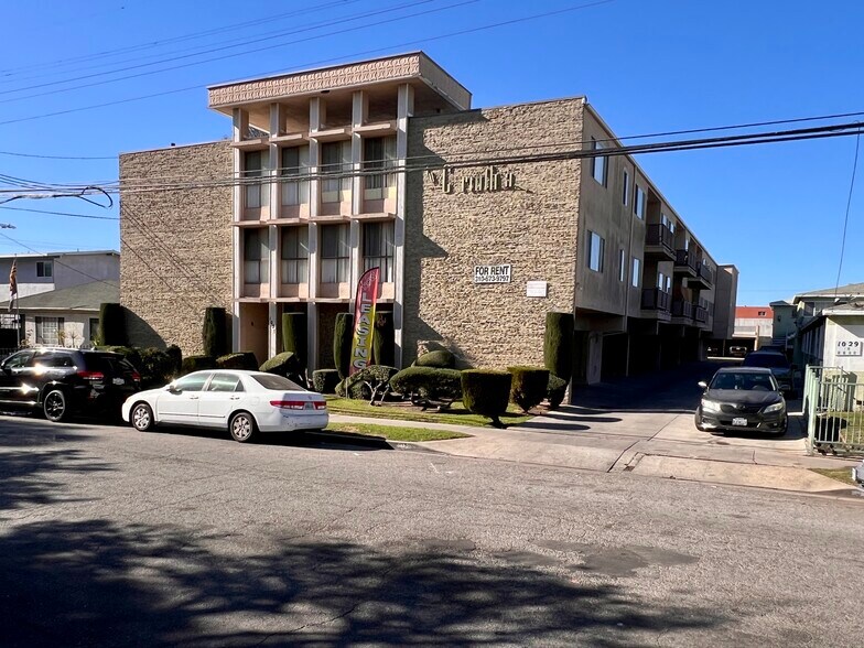 1035 S Myrtle Ave, Inglewood, CA à vendre - Photo de l’immeuble – Image 2 sur 7