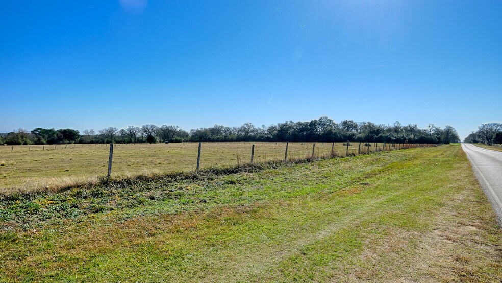 26266 Fields Store Rd., Waller, TX à vendre - Photo de l’immeuble – Image 3 sur 90