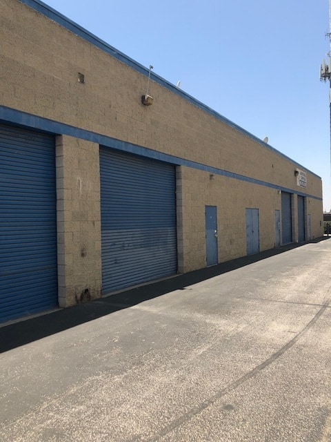 325 Alabama St, Redlands, CA à louer Photo intérieure– Image 1 sur 4