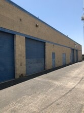 325 Alabama St, Redlands, CA à louer Photo intérieure– Image 1 sur 4