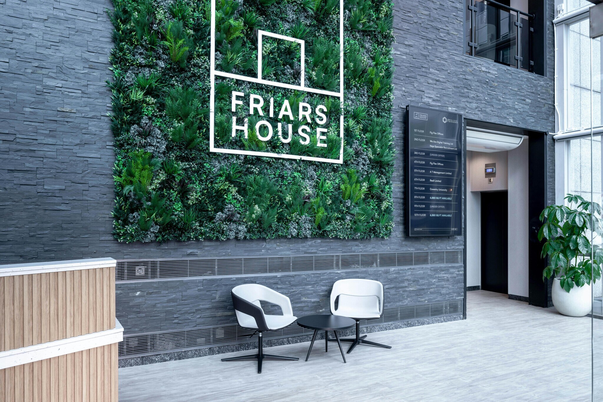 Manor House Dr, Coventry à louer Photo de l’immeuble– Image 1 sur 60