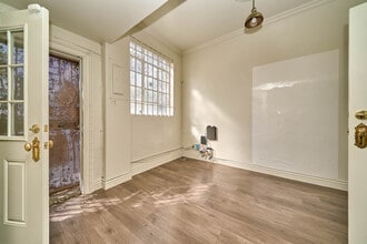 355-359 Robertson Blvd, Beverly Hills, CA à louer Photo intérieure– Image 2 sur 26