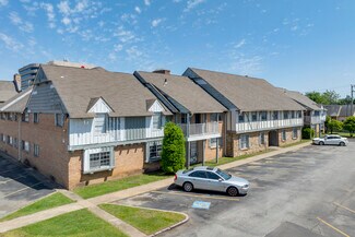 Plus de détails pour 2217 E 59th St, Tulsa, OK - Logement à vendre