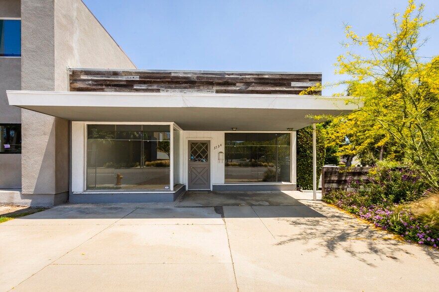 3732-3740 Long Beach Blvd, Long Beach, CA à vendre - Photo de l’immeuble – Image 1 sur 1