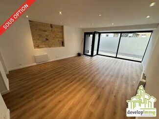 Plus de détails pour Local commercial à louer