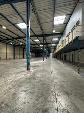 Industriel/Logistique dans Laon à vendre Photo intérieure– Image 1 sur 3
