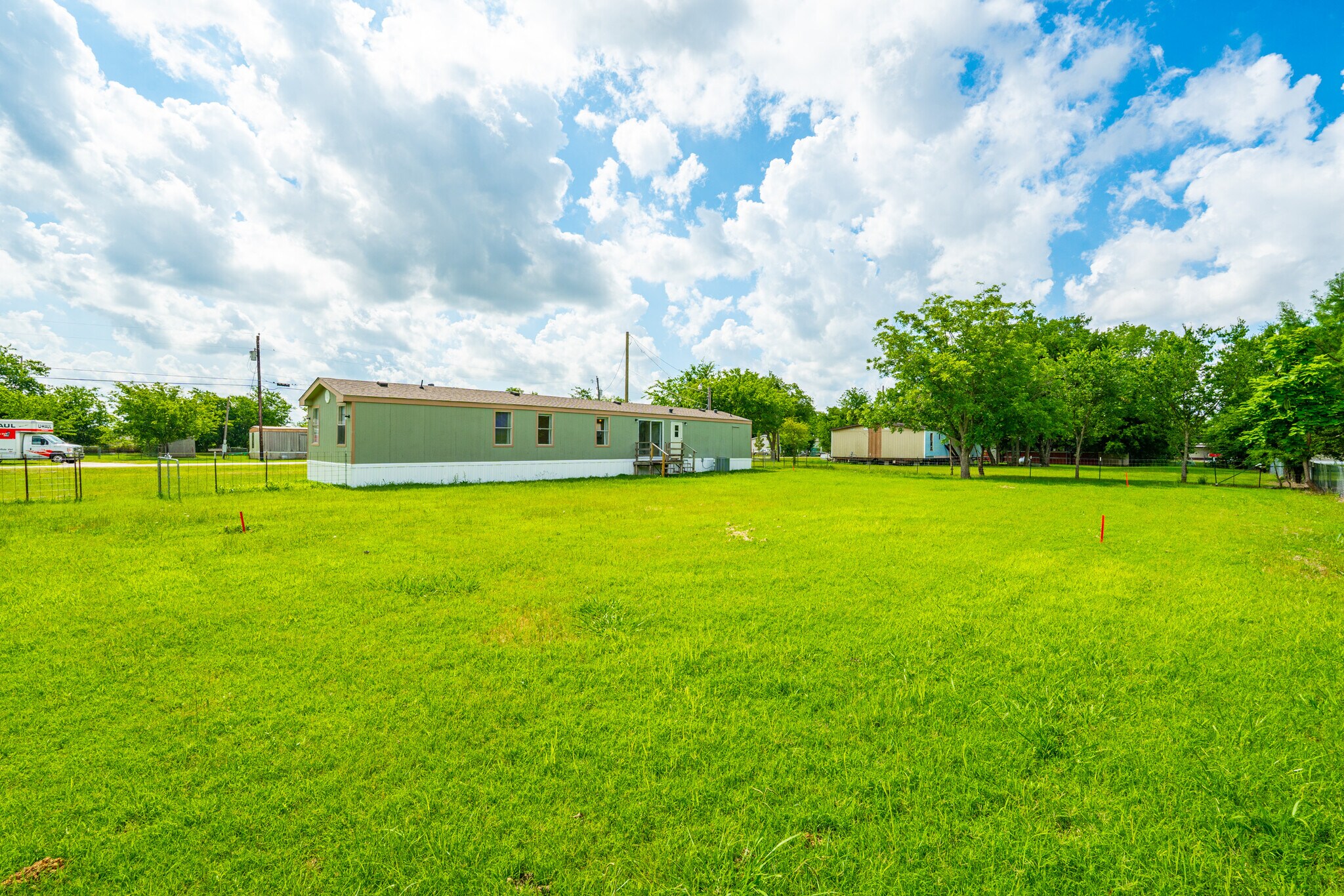 7009 Karen Ln, Joshua, TX à vendre Photo principale– Image 1 sur 26