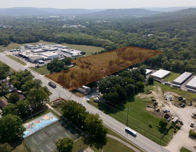 123 15th St, Fayetteville, AR à vendre - Photo de l’immeuble – Image 2 sur 4