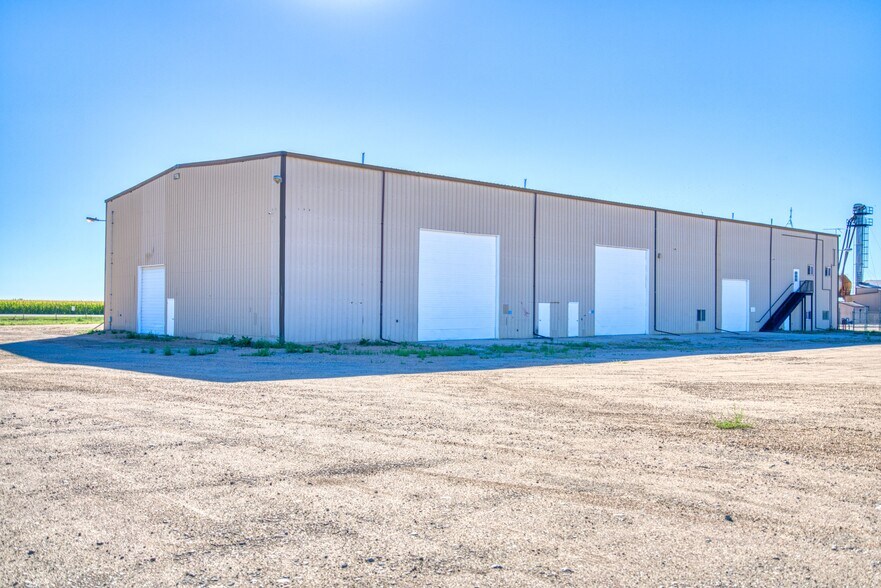 14133 County Road 9 1/2, Longmont, CO à louer - Photo de l’immeuble – Image 2 sur 6