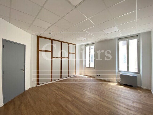 Plus de détails pour Bureau à louer