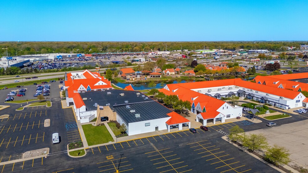 12330 James St, Holland, MI à louer - Photo de l’immeuble – Image 3 sur 12