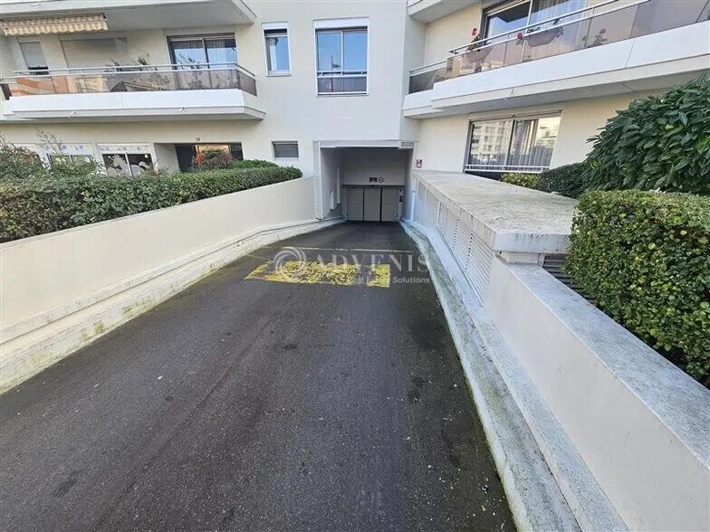 34 Rue Fays, Vincennes à louer - Photo de l’immeuble – Image 1 sur 5