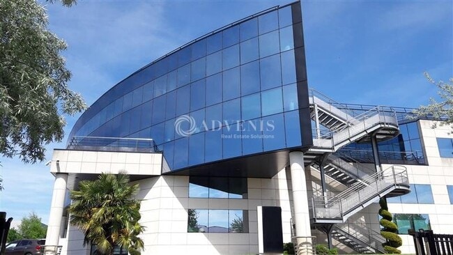 Plus de détails pour 3133 Rue Des Clotais, Bry-sur-Marne - Bureau à louer