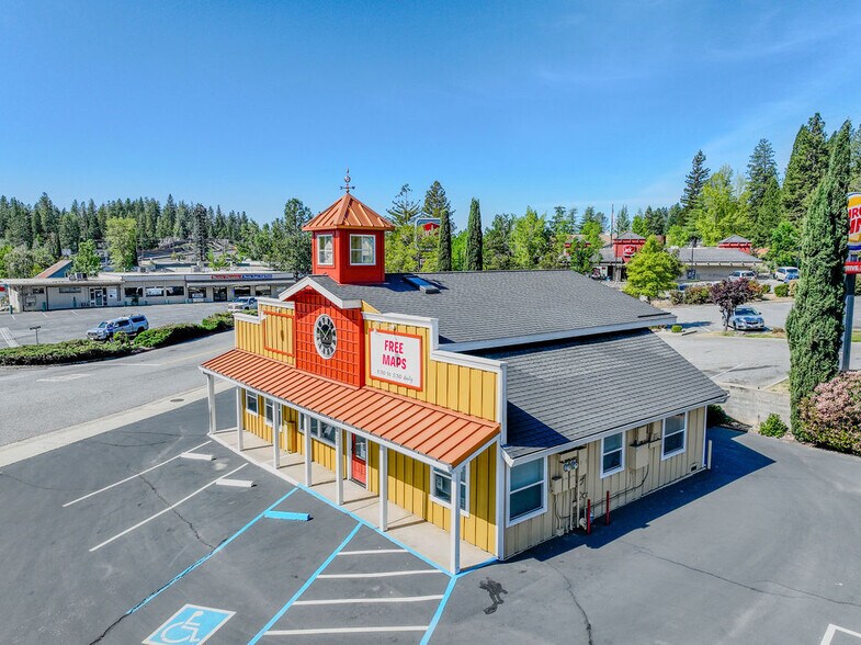 133 Brunswick Rd, Grass Valley, CA à vendre - Photo de l’immeuble – Image 2 sur 47