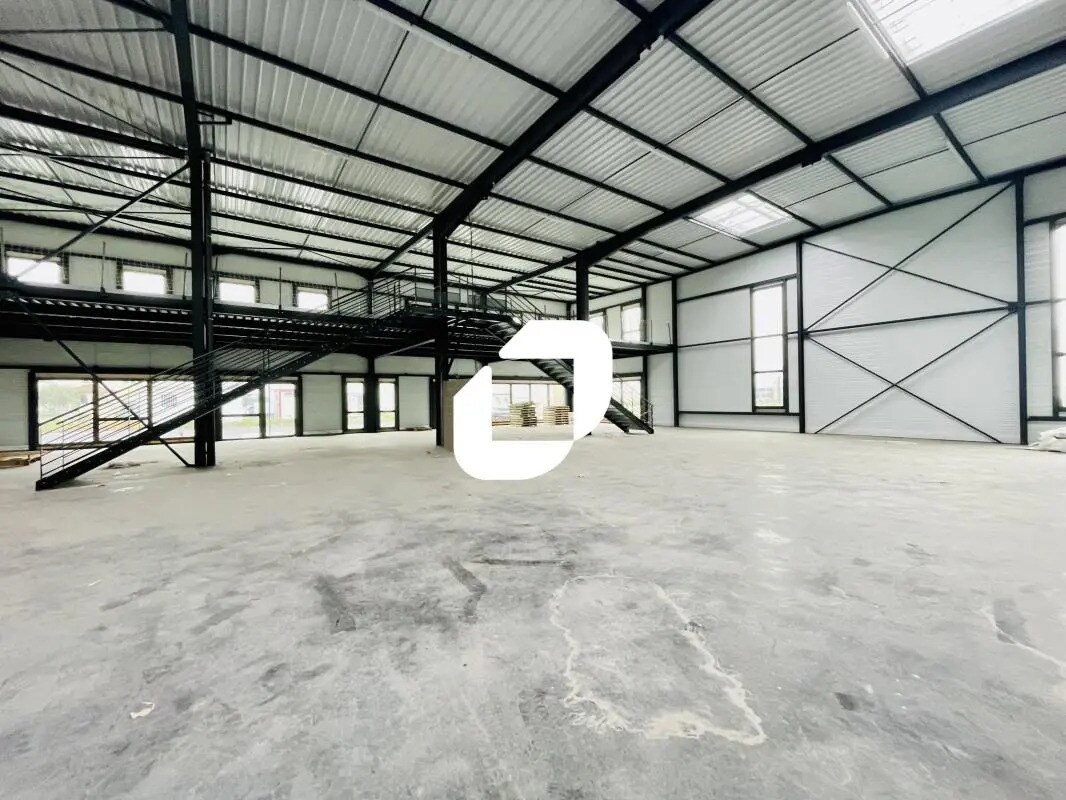 Local d'activités dans Villefranche-sur-Saône à vendre Photo intérieure– Image 1 sur 19