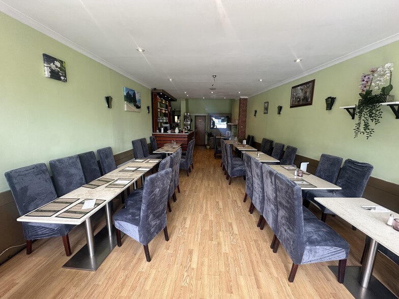 107-107A Friern Barnet Rd, Londres à louer - Photo intérieure – Image 2 sur 6