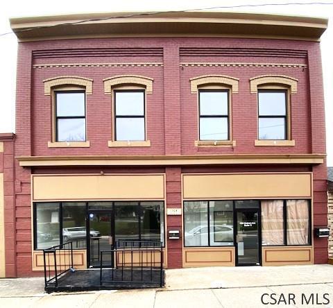 1324 Graham Ave, Windber, PA à vendre - Photo de l’immeuble – Image 1 sur 28