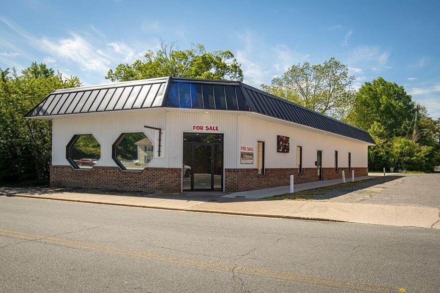 54 Market St, Onancock, VA à vendre - Photo de l’immeuble – Image 3 sur 15