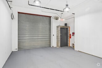 972-978 Morris Park Ave, Bronx, NY à louer Photo intérieure– Image 1 sur 5