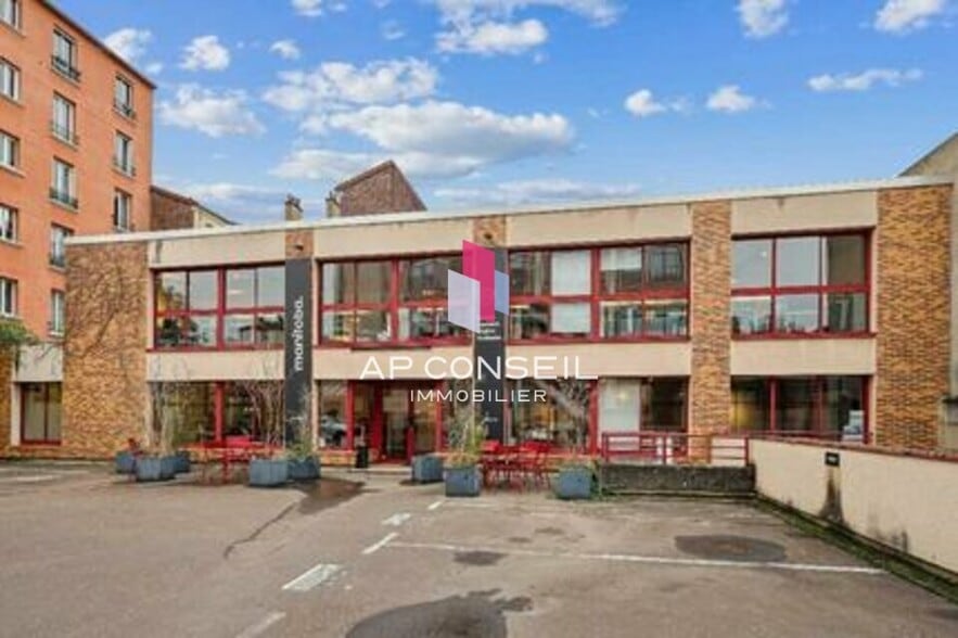 Bureau dans Montrouge à vendre - Photo de l’immeuble – Image 1 sur 11