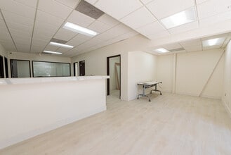 19350 Business Center Dr, Northridge, CA à louer Photo intérieure– Image 1 sur 19