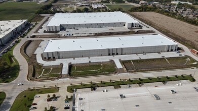 310 Cypress Hill Dr, McKinney, TX à louer Photo intérieure– Image 1 sur 2