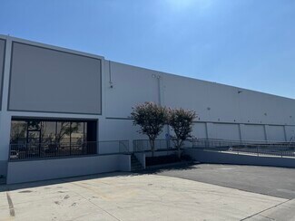 Plus de détails pour 15050-15066 Shoemaker Ave, Santa Fe Springs, CA - Industriel/Logistique à louer