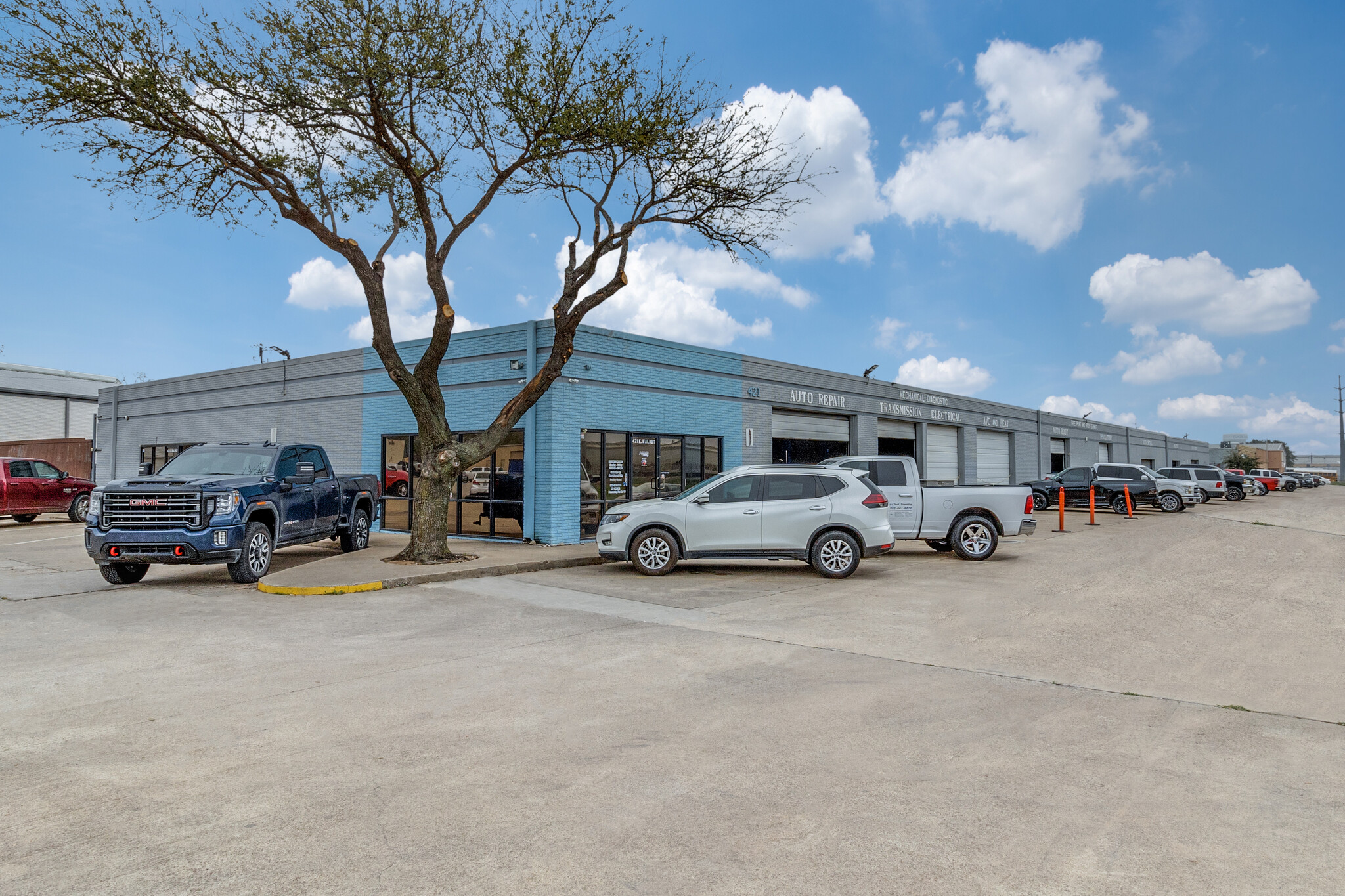 421 E Walnut St, Garland, TX à vendre Photo de l’immeuble– Image 1 sur 13