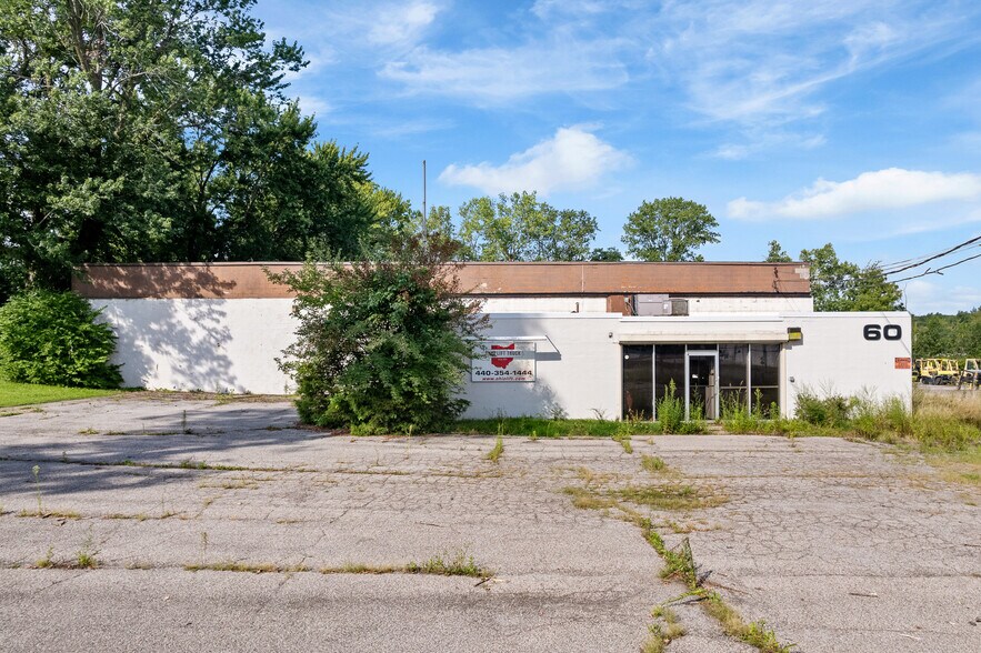 60 Williams St, Grand River, OH à vendre - Photo de l’immeuble – Image 2 sur 54