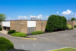Plus de détails pour 7905 Browning Rd, Pennsauken, NJ - Local d'activités à louer