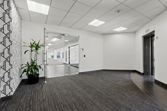 4745 N 7th St, Phoenix, AZ à louer Photo intérieure– Image 2 sur 5