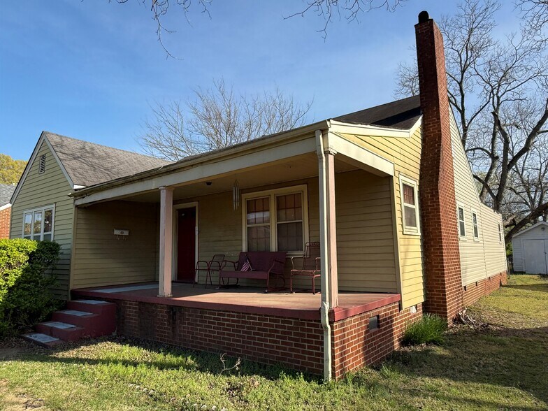 315 Longwood Dr SW, Huntsville, AL à vendre - Photo de l’immeuble – Image 2 sur 6