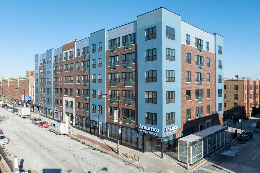 2763 N Milwaukee Ave, Chicago, IL à louer - Vidéo aérienne – Image 3 sur 24