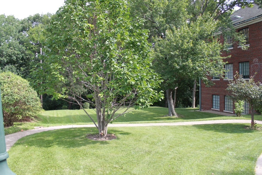 2619 W Heading Ave, West Peoria, IL à louer - Photo de l’immeuble – Image 3 sur 18