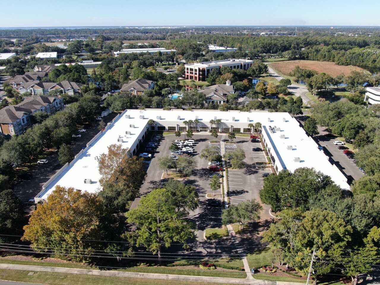 6676 Corporate Center Pky, Jacksonville, FL à vendre Photo principale– Image 1 sur 8