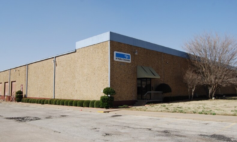 13375 Branch View Ln, Farmers Branch, TX à louer - Photo de l’immeuble – Image 3 sur 7