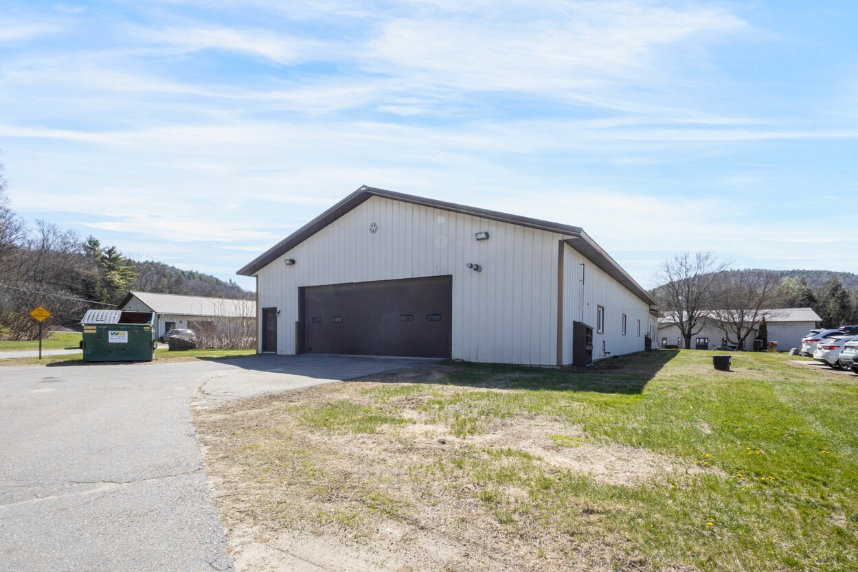 867 Route 12, Westmoreland, NH à vendre Photo de l’immeuble– Image 1 sur 5