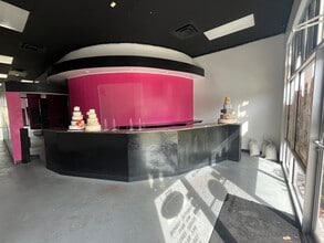 1307-1525 E Osceola Pky, Kissimmee, FL à louer Photo intérieure– Image 1 sur 7