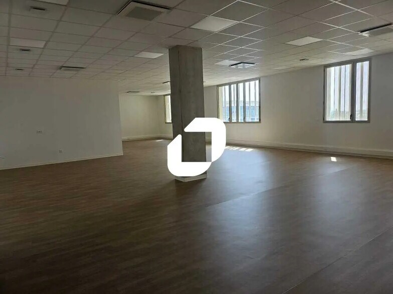 Bureau dans Montpellier à louer - Photo de l’immeuble – Image 2 sur 6