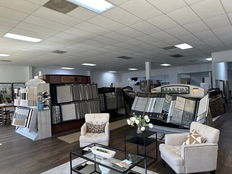 3285 Berkmar Dr, Charlottesville, VA à louer - Photo intérieure – Image 3 sur 17