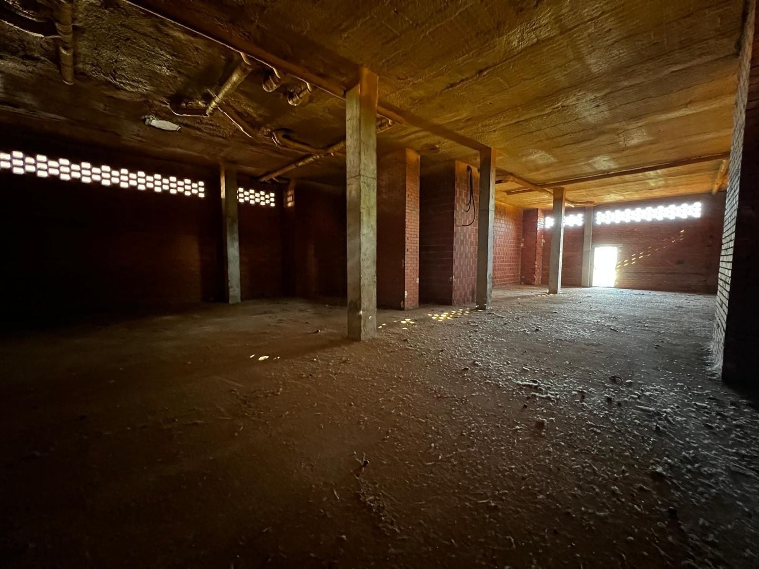 Local commercial dans Segovia, Segovia à louer Photo intérieure– Image 1 sur 3