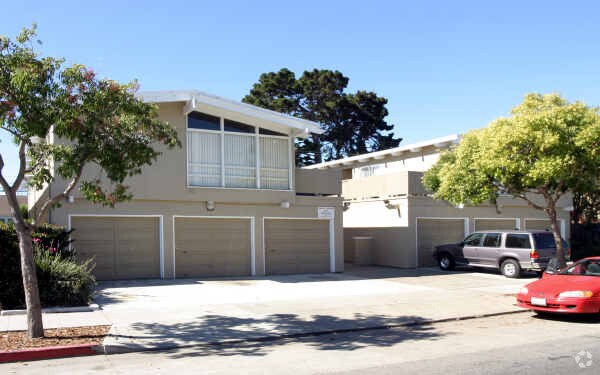 735 N Amphlett Blvd, San Mateo, CA à vendre - Photo de l’immeuble – Image 2 sur 32
