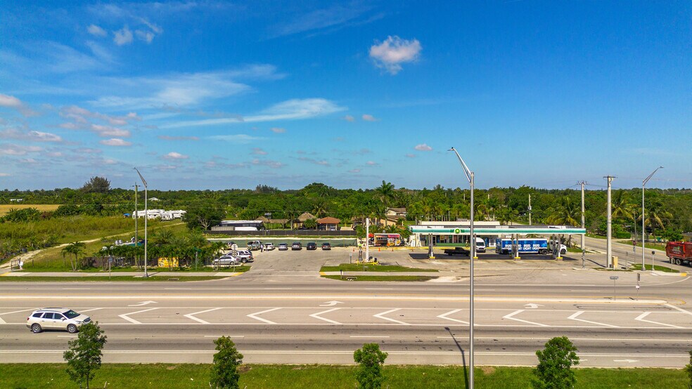 27200 SW 177th Ave, Homestead, FL à vendre - Photo principale – Image 1 sur 11