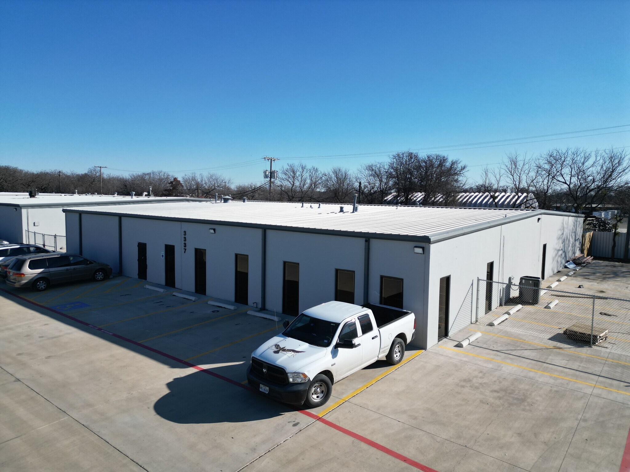 3337 E Loop 820 S, Fort Worth, TX à louer Photo principale– Image 1 sur 8