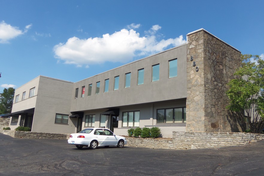 880 Alexandria Pike, Fort Thomas, KY à louer - Photo de l’immeuble – Image 3 sur 7
