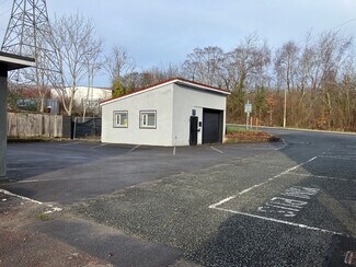 Plus de détails pour 25 Springvale Industrial Estate, Cwmbran - Industriel/Logistique à louer