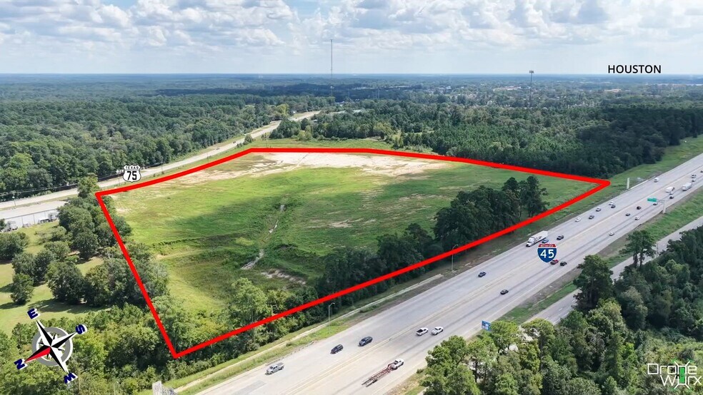 14350 N Highway 75, Willis, TX à vendre - Vidéo sur l’annonce professionnelle – Image 2 sur 21