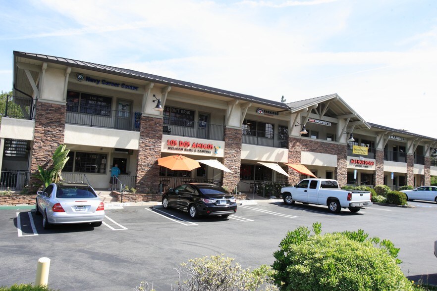 1421 E Thousand Oaks Blvd, Thousand Oaks, CA à louer - Photo de l’immeuble – Image 3 sur 3